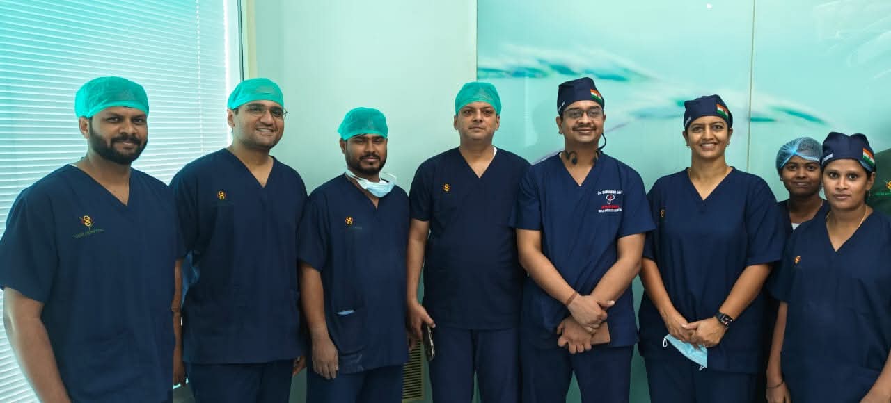 Team of gastroenterology and GI surgery specialists in surgical scrubs at Jainamshree Multispeciality Hospital, Bhopal, providing advanced diagnosis and treatment for GERD, acid reflux, digestive disorders, and gastrointestinal diseases.